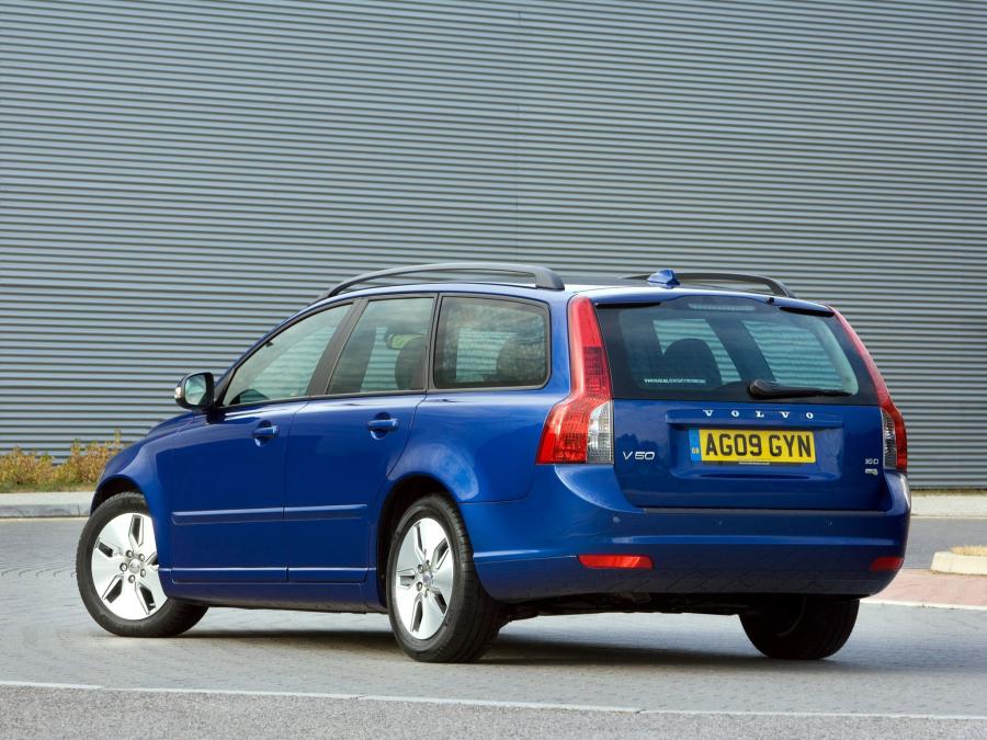  Volvo V50 DRIVe 2009 года  (UK) (фото 3 из 15)